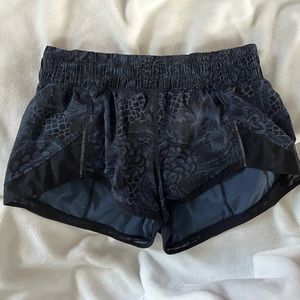 Size 4 Women’s Lululemon Shorts